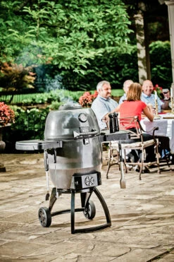 Broil King KEG 5000 Holzkohlegrill 39 Broil King KEG 5000 Holzkohlegrill -Grill Verkaufs-Shop 11892 broil king keg 5000 lifestyle 911470