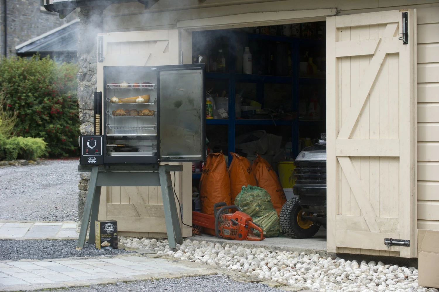 Bradley Original Smoker 4-Rack / Elektro Räucherofen 10 Bradley Original Smoker 4-Rack / Elektro Räucherofen – Bild 10