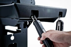 Broil King Signet 390 Gasgrill Inkl. Drehspieß + Grillfürst Fettschiene - Modell 2023 34 Broil King Signet 390 Gasgrill Inkl. Drehspieß + Grillfürst Fettschiene - Modell 2023 -Grill Verkaufs-Shop 21503 broil king signet 390 haken seiten 16 1587311924