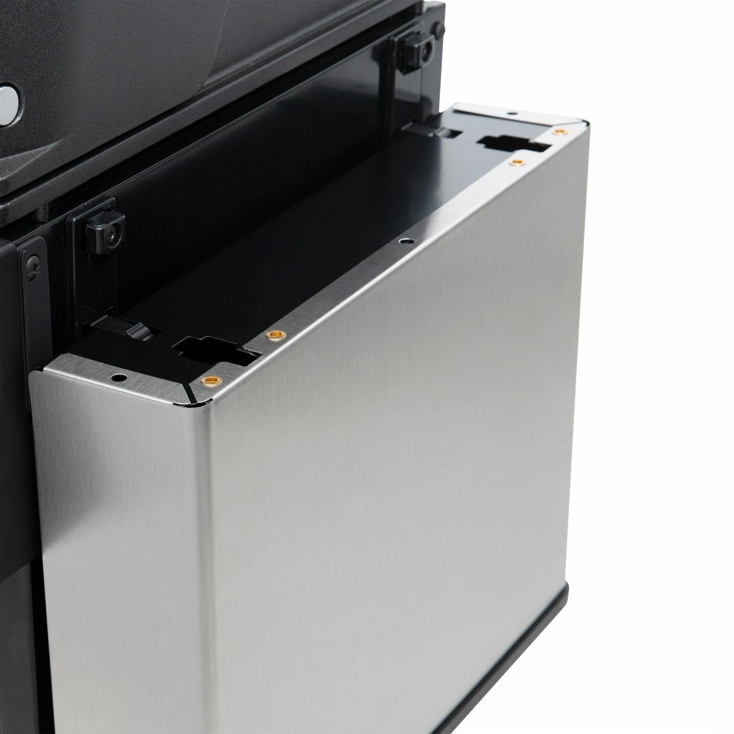 Broil King Baron S590 IR Gasgrill Inkl. Drehspieß + Infrarot-Seitenbrenner - Modell 2023 13 Broil King Baron S590 IR Gasgrill Inkl. Drehspieß + Infrarot-Seitenbrenner - Modell 2023 – Bild 13