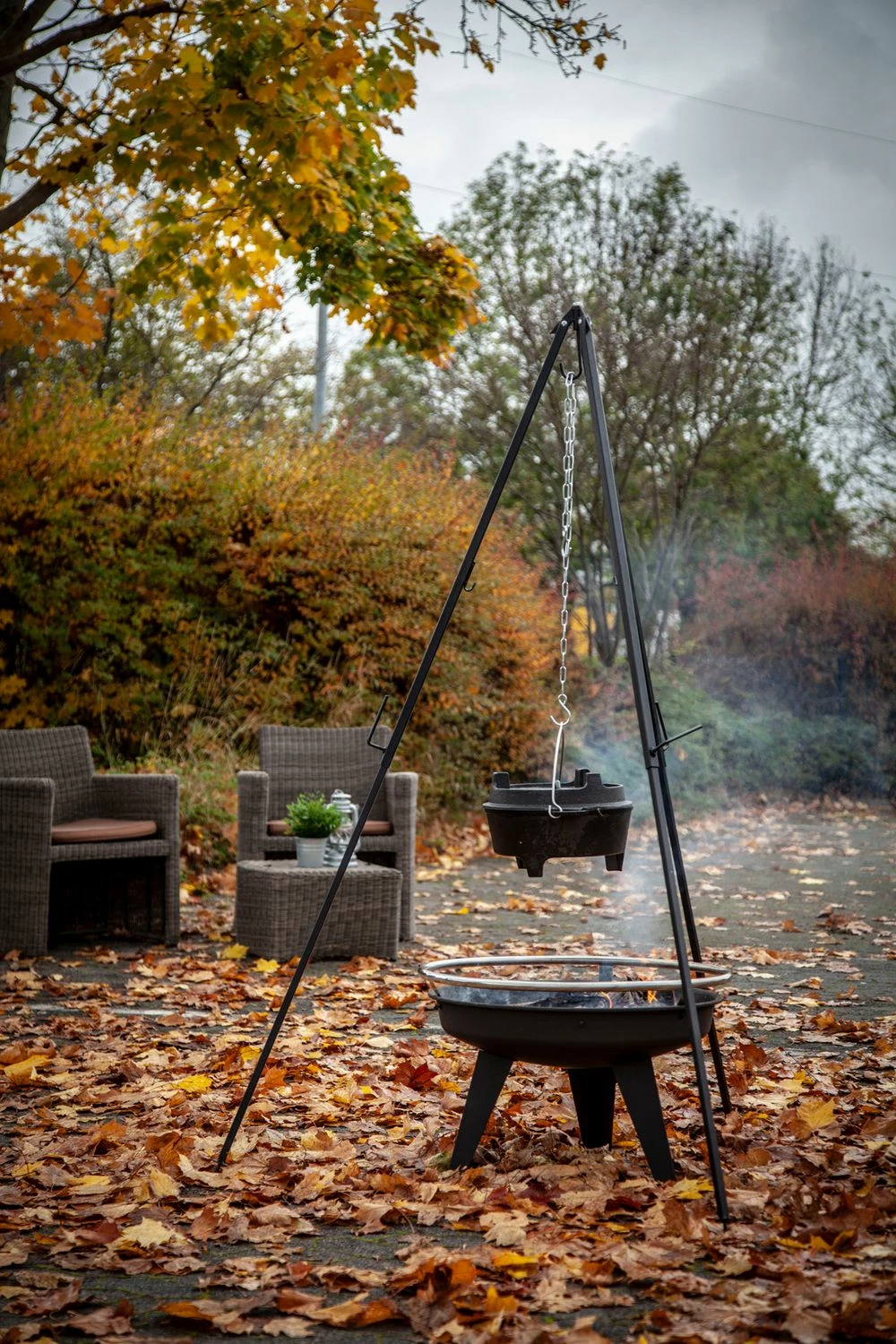 Grillfürst Schwenkgrill Set Aus Dreibein Und Grillrost / Höhenverstellbar, Inkl. Kette Und Haken 4 Grillfürst Schwenkgrill Set Aus Dreibein Und Grillrost / Höhenverstellbar, Inkl. Kette Und Haken – Bild 4