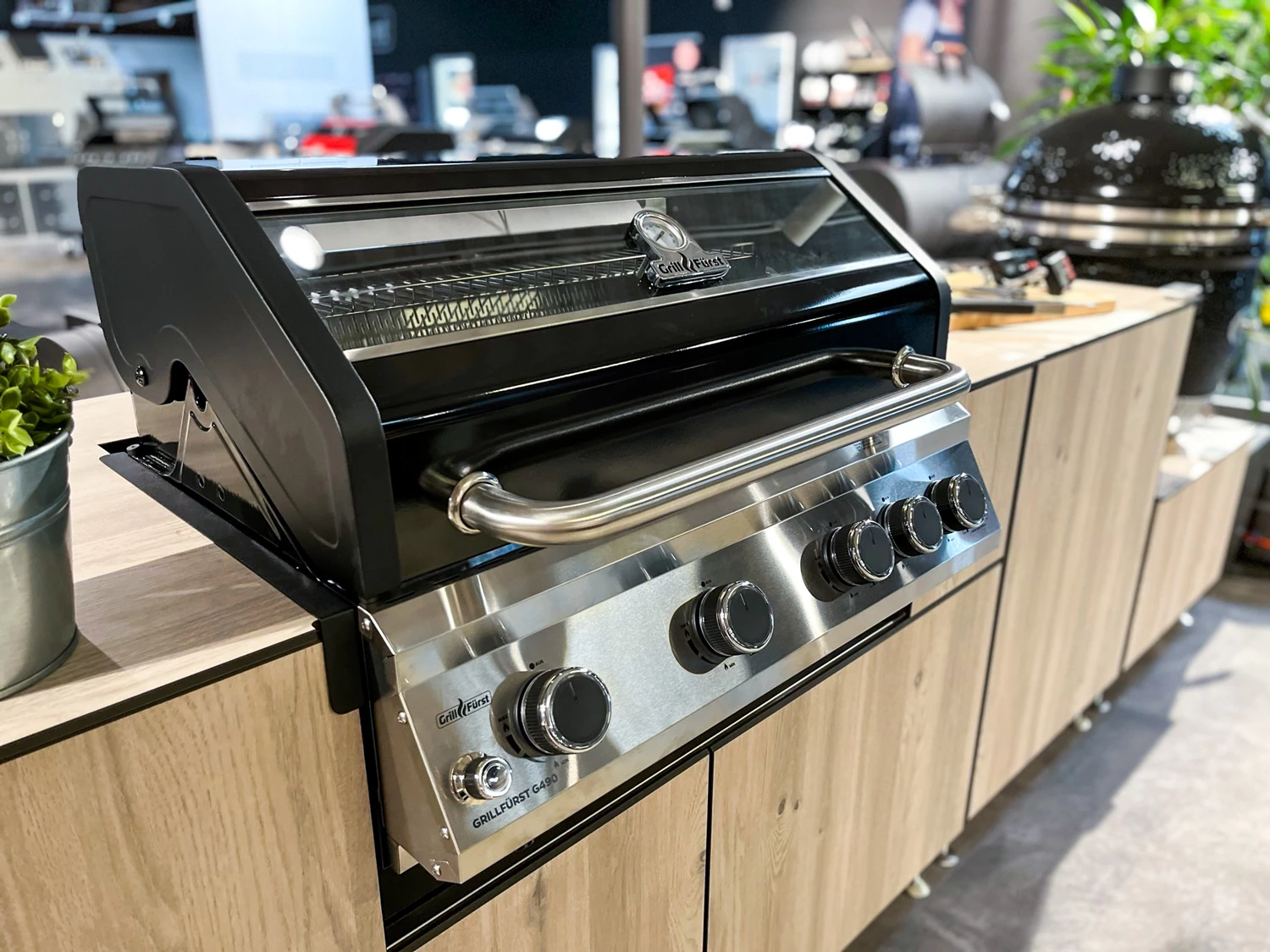 Grillfürst G490G 4-Brenner Einbaugrill - Black Edition - Mit Heckbrenner Und Gusseisen Rosten 5 Grillfürst G490G 4-Brenner Einbaugrill - Black Edition - Mit Heckbrenner Und Gusseisen Rosten – Bild 5