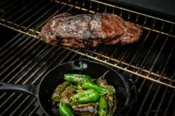 Grillfürst G210G 2-Brenner Gasgrill Mit Hochtemperaturbrenner Und Gusseisen Rosten 34 Grillfürst G210G 2-Brenner Gasgrill Mit Hochtemperaturbrenner Und Gusseisen Rosten -Grill Verkaufs-Shop Grillfuerst Gasgrill G210G Temperaturspektrum Vielseitigkeit