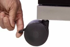 Grillfürst G621E 6-Brenner Edelstahl-Gasgrill Mit Hochtemperaturbrenner, Heckbrenner Und Edelstahl Rosten 28 Grillfürst G621E 6-Brenner Edelstahl-Gasgrill Mit Hochtemperaturbrenner, Heckbrenner Und Edelstahl Rosten -Grill Verkaufs-Shop Grillfuerst Gasgrill G621E Lenkrollen mit Feststellbremse