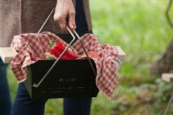 Knister Grill Small - Holzkohle Kompaktgrill 17 Knister Grill Small - Holzkohle Kompaktgrill -Grill Verkaufs-Shop Knister Gril Small Tragekorb