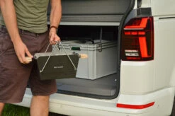 Knister Grill Small - Holzkohle Kompaktgrill 19 Knister Grill Small - Holzkohle Kompaktgrill -Grill Verkaufs-Shop Knister Grill Small platzsparend Kofferraum