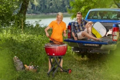 LotusGrill XXL - Holzkohle Grillstation - Feuerrot 11 LotusGrill XXL - Holzkohle Grillstation - Feuerrot -Grill Verkaufs-Shop LotusGrill XXL Feuerrot unterwegs Campinggrill
