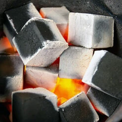 McBrikett KOKOKO CUBES 8 Kg 5 McBrikett KOKOKO CUBES 8 Kg -Grill Verkaufs-Shop McBrikett Kokoko Cubes 8kg Anwendung