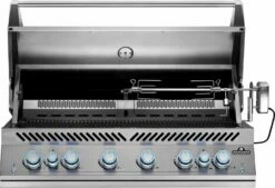 Napoleon 700-Series 44" BIG44 Edelstahl Einbaugrill Inkl. Drehspieß - Modell 2023 16 Napoleon 700-Series 44" BIG44 Edelstahl Einbaugrill Inkl. Drehspieß - Modell 2023 -Grill Verkaufs-Shop Napoleon Einbaugrill BIG44 Rotisserie rechts