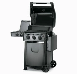 Napoleon Freestyle 365 Gasgrill, Graphit - Mit Seitenbrenner - Modell 2023 -Grill Verkaufs-Shop Napoleon Freestyle 365 SB Seite abgeklappt
