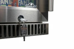 Napoleon Outdoor - Kühlschrank, 135 Liter, Linksdrehende Tür Mit Doppelverglasung Und LED Beleuchtung - Wasserdicht Nach IP24 25 Napoleon Outdoor - Kühlschrank, 135 Liter, Linksdrehende Tür Mit Doppelverglasung Und LED Beleuchtung - Wasserdicht Nach IP24 -Grill Verkaufs-Shop Napoleon Kuehlschrank abschliessbarNFR135OLGL