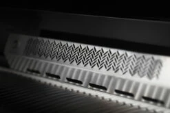 Napoleon Outdoor Küche Oasis Compact 105 Mit Prestige 500 Einbaugrill Und Einbau Sizzle Zone - Inkl. Arbeitsplatte Aus Feinsteinzeug 15 Napoleon Outdoor Küche Oasis Compact 105 Mit Prestige 500 Einbaugrill Und Einbau Sizzle Zone - Inkl. Arbeitsplatte Aus Feinsteinzeug -Grill Verkaufs-Shop Napoleon Oasis Compact P500 Heckbrenner