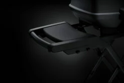 Napoleon Phantom TravelQ PRO285X Kompakt Gasgrill, Mattschwarz - Mit Klappbarem Wagen Inkl. Warmhalterost - Modell 2023 18 Napoleon Phantom TravelQ PRO285X Kompakt Gasgrill, Mattschwarz - Mit Klappbarem Wagen Inkl. Warmhalterost - Modell 2023 -Grill Verkaufs-Shop Napoleon Phantom TravelQ PRO285X Seitenablagen mattschwarz