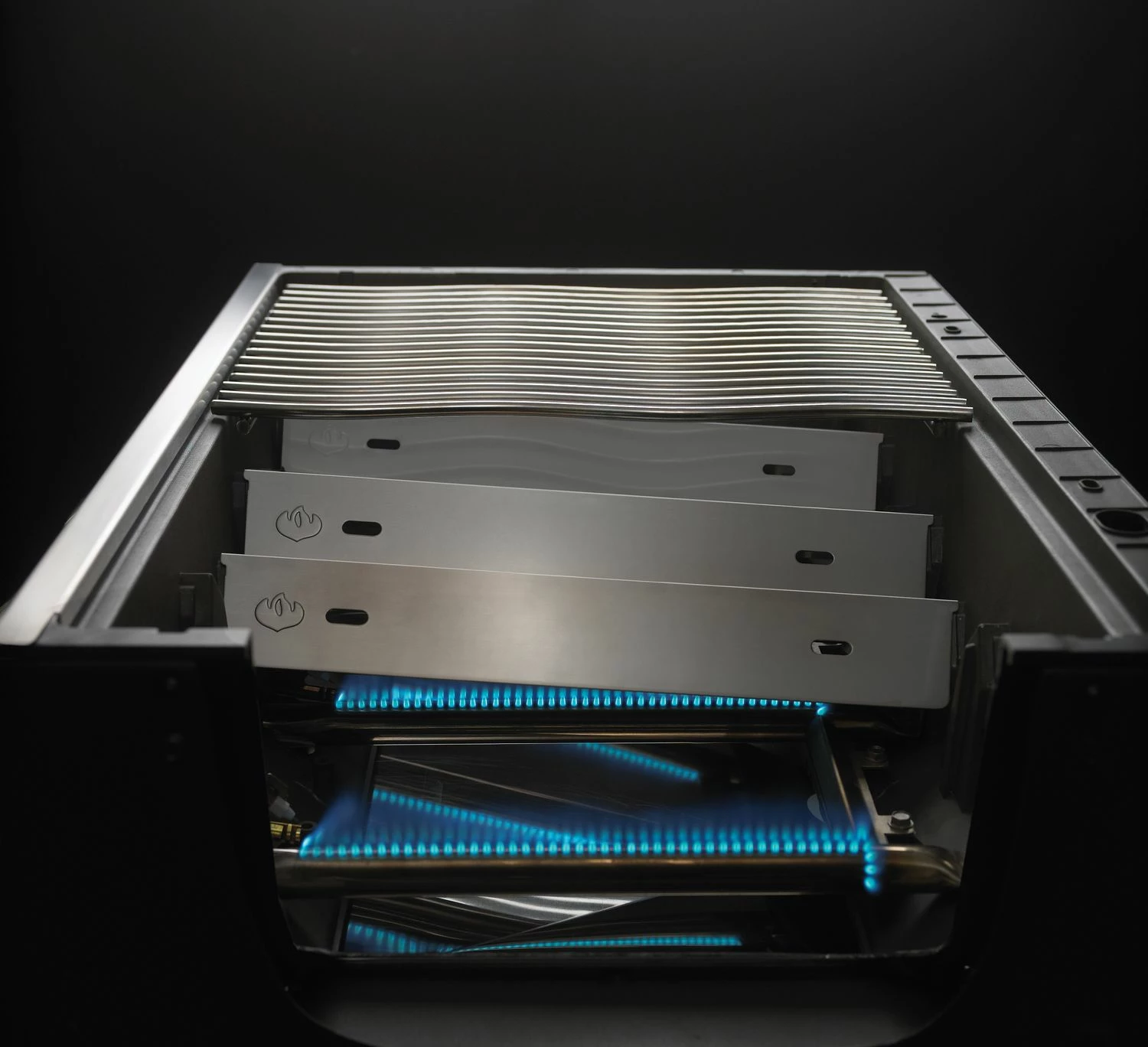 Napoleon Prestige 665 Edelstahl Gasgrill - Mit Safety Glow - Modell 2023 6 Napoleon Prestige 665 Edelstahl Gasgrill - Mit Safety Glow - Modell 2023 – Bild 6