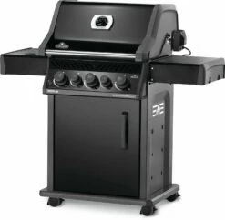 Napoleon Rogue 425 Gasgrill - All Black - Mit Seitenbrenner - Hero Modell 2023 Mit Heckbrenner Inkl. Drehspieß, Abdeckhaube Und Grillplatte 23 Napoleon Rogue 425 Gasgrill - All Black - Mit Seitenbrenner - Hero Modell 2023 Mit Heckbrenner Inkl. Drehspieß, Abdeckhaube Und Grillplatte -Grill Verkaufs-Shop Napoleon Rogue 425 Gasgrill Hero seitlich 1