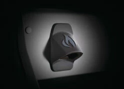 Napoleon Rogue SE 425 Edelstahl Gasgrill Mit Sizzle Zone Und Heckbrenner - Modell 2023 -Grill Verkaufs-Shop Napoleon Rogue SE Flaschenoeffner 6