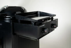 Outdoorchef Plancha Für Blazing / Cooking Zone Arosa 5 Outdoorchef Plancha Für Blazing / Cooking Zone Arosa -Grill Verkaufs-Shop Outdoor Chef Arosa Plancha Arosa 570 G Evo Black