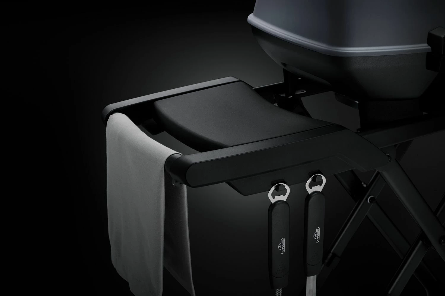 Napoleon Phantom TravelQ PRO285X Kompakt Gasgrill, Mattschwarz - Mit Klappbarem Wagen Inkl. Warmhalterost - Modell 2023 5 Napoleon Phantom TravelQ PRO285X Kompakt Gasgrill, Mattschwarz - Mit Klappbarem Wagen Inkl. Warmhalterost - Modell 2023 – Bild 5