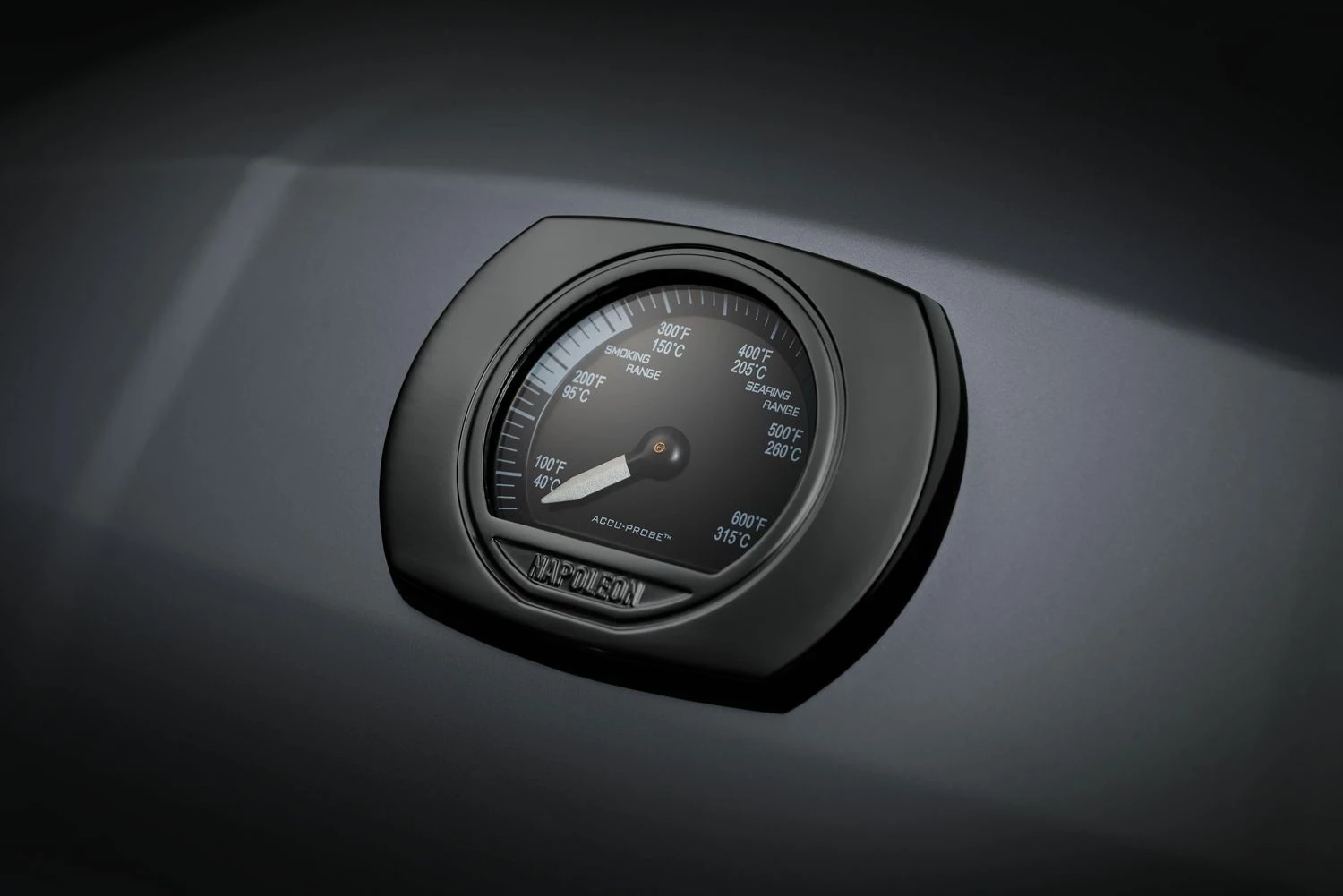 Napoleon Phantom TravelQ PRO285X Kompakt Gasgrill, Mattschwarz - Mit Klappbarem Wagen Inkl. Warmhalterost - Modell 2023 9 Napoleon Phantom TravelQ PRO285X Kompakt Gasgrill, Mattschwarz - Mit Klappbarem Wagen Inkl. Warmhalterost - Modell 2023 – Bild 9