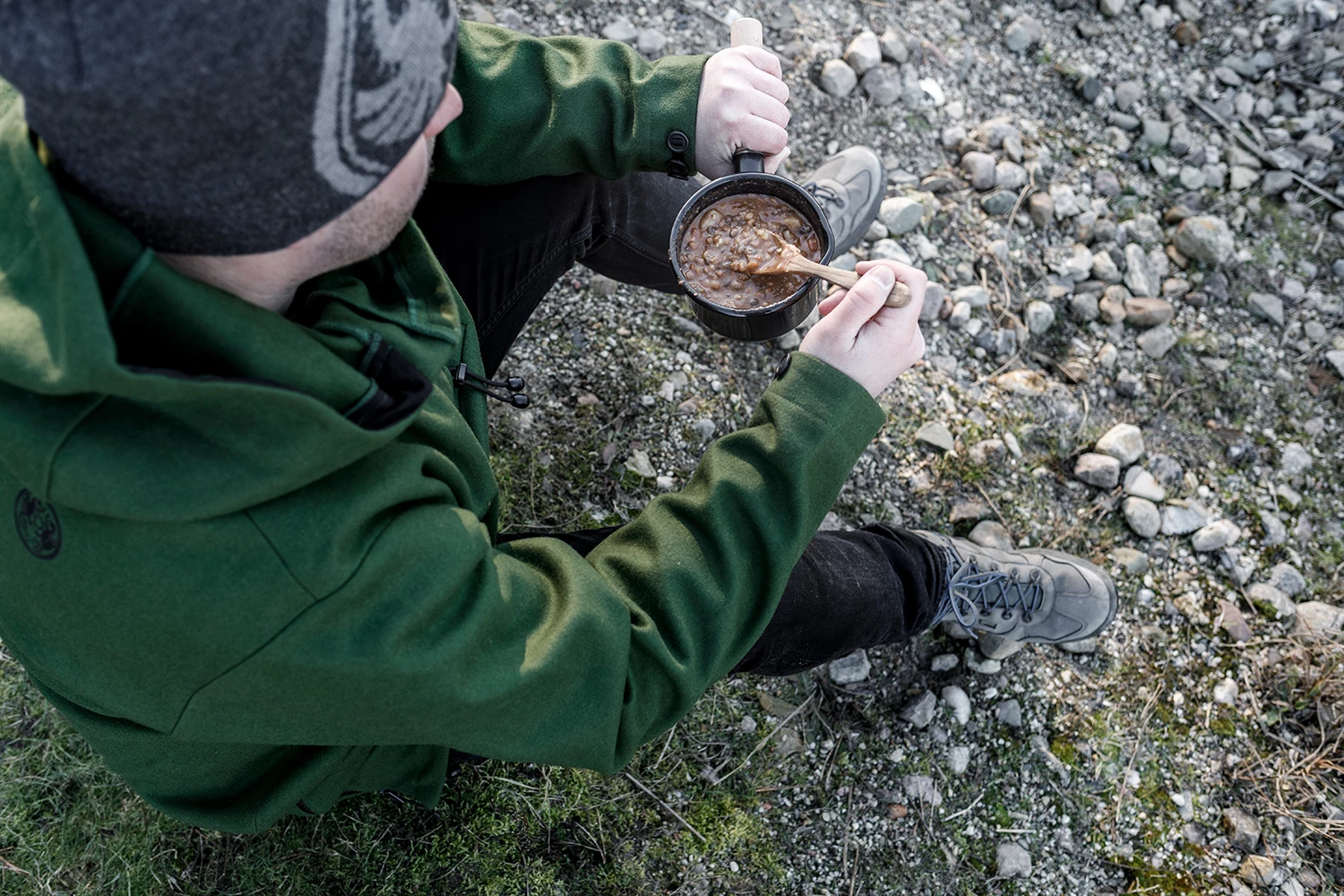 Petromax Emaille Stieltopf / 500 Ml / Schwarz 3 Petromax Emaille Stieltopf / 500 Ml / Schwarz – Bild 3