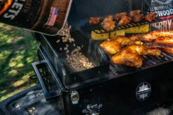 Pit Boss Pelletgrill Navigator 150 18 Pit Boss Pelletgrill Navigator 150 -Grill Verkaufs-Shop Pit Boss Pelletgrill Navigator 150 10805 Hopper