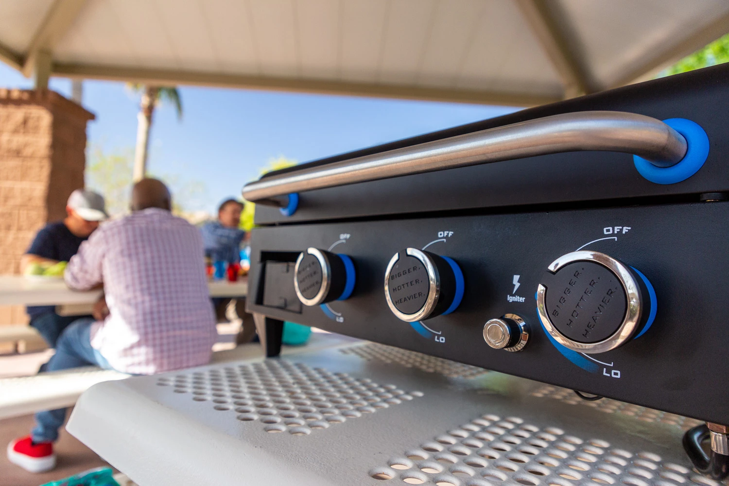 Pit Boss Plancha Grill Ultimate Plancha 3-Brenner - Mit Untergestell 10 Pit Boss Plancha Grill Ultimate Plancha 3-Brenner - Mit Untergestell – Bild 10