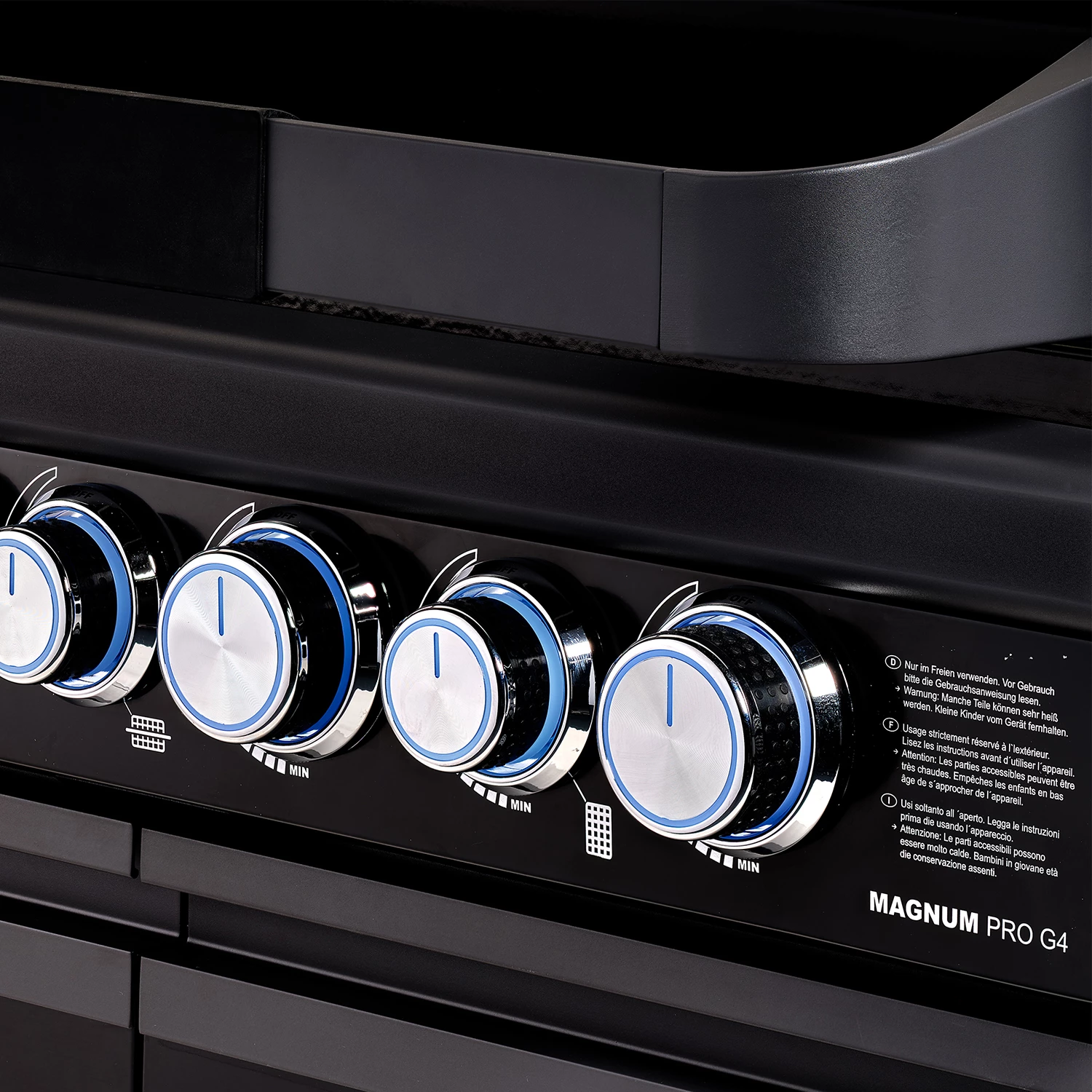 Rösle Gasgrill Magnum PRO G4-S - X-DEAL Inkl. Abdeckhaube, Gusseisen Grillplatte Und Drehspieß - Modell 2023 9 Rösle Gasgrill Magnum PRO G4-S - X-DEAL Inkl. Abdeckhaube, Gusseisen Grillplatte Und Drehspieß - Modell 2023 – Bild 9