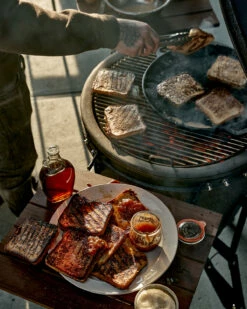 The Bastard Keramikgrill Classic Large - Complete - Schwarz Glänzend - Modell 2023 18 The Bastard Keramikgrill Classic Large - Complete - Schwarz Glänzend - Modell 2023 -Grill Verkaufs-Shop The Bastard Large Keramikgrill Complete