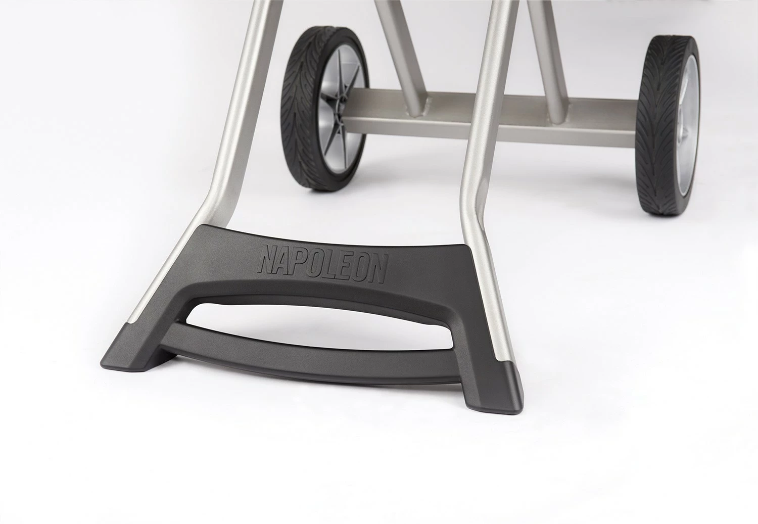 Napoleon TravelQ PRO285 Kompakt Gasgrill Schwarz Mit Klappbarem Wagen - Modell 2023 6 Napoleon TravelQ PRO285 Kompakt Gasgrill Schwarz Mit Klappbarem Wagen - Modell 2023 – Bild 6