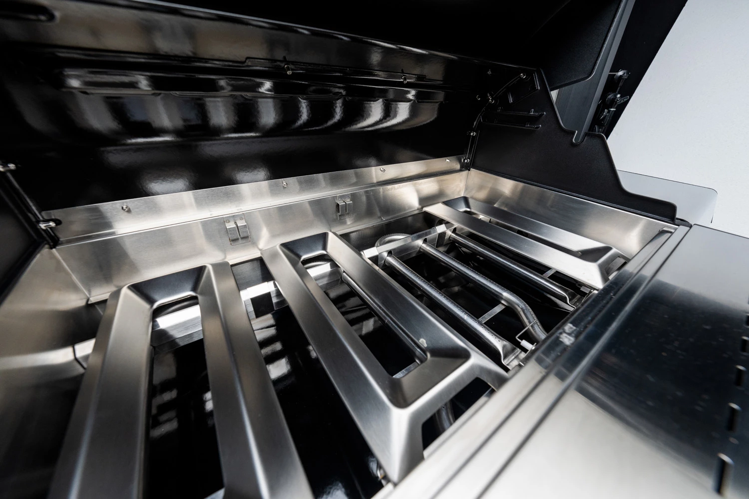 Outdoorchef Dualchef 425 G BZ Gasgrill Mit Blazing Zone Infrarotbrenner + DGS Gusseisen Grillrost 2 Stk.+ DGS Gemüse Grillrost 2 Stk. 11 Outdoorchef Dualchef 425 G BZ Gasgrill Mit Blazing Zone Infrarotbrenner + DGS Gusseisen Grillrost 2 Stk.+ DGS Gemüse Grillrost 2 Stk. – Bild 11