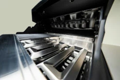 Outdoorchef Dualchef 425 G BZ Gasgrill Mit Blazing Zone Infrarotbrenner + DGS Gusseisen Grillrost 2 Stk.+ DGS Gemüse Grillrost 2 Stk. 35 Outdoorchef Dualchef 425 G BZ Gasgrill Mit Blazing Zone Infrarotbrenner + DGS Gusseisen Grillrost 2 Stk.+ DGS Gemüse Grillrost 2 Stk. -Grill Verkaufs-Shop outdoorchef dualchef 425 g flammschutzbleche 18 700 16 1