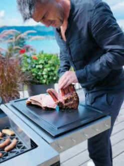 Outdoorchef Gas Kugelgrill Station Lugano 570 G EVO 14 Outdoorchef Gas Kugelgrill Station Lugano 570 G EVO -Grill Verkaufs-Shop outdoorchef xxl schneidebrett 14 112 60 01