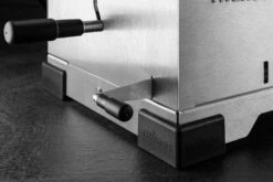 Thüros PRO1 - Modularer Holzkohle Tischgrill Mit Gussrost 7 Thüros PRO1 - Modularer Holzkohle Tischgrill Mit Gussrost -Grill Verkaufs-Shop thueros pro1 detail hoehenverstellung